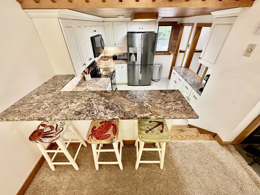 2696 Lake Shore Road Gilford NH 03249