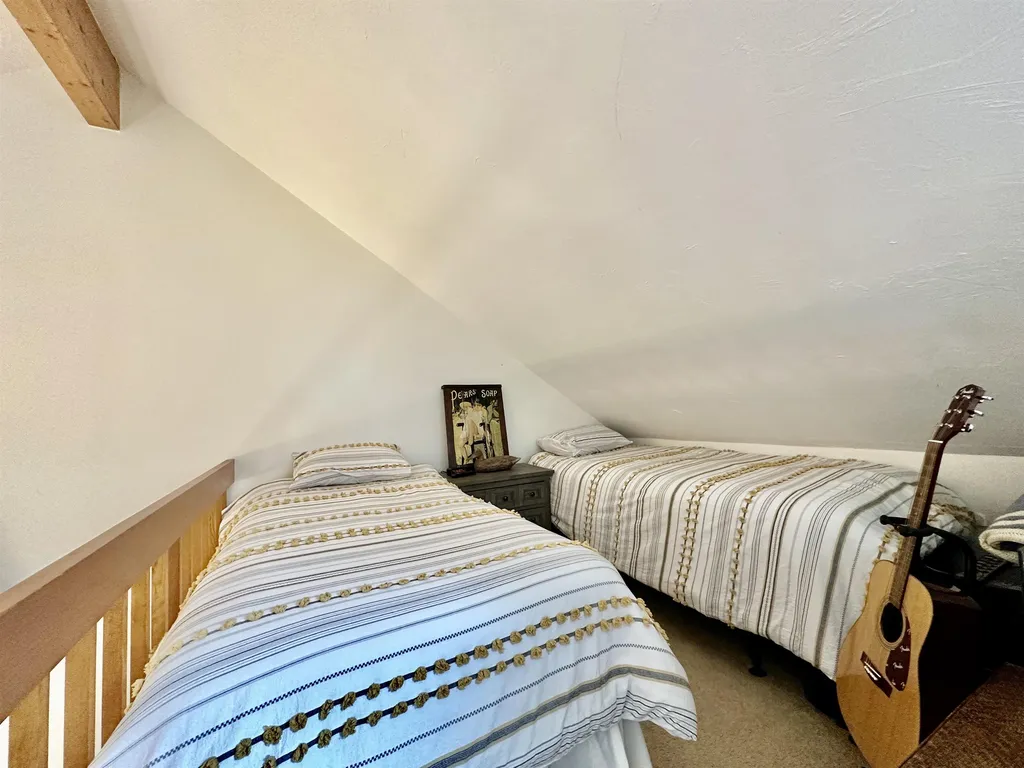 2696 Lake Shore Road Gilford NH 03249