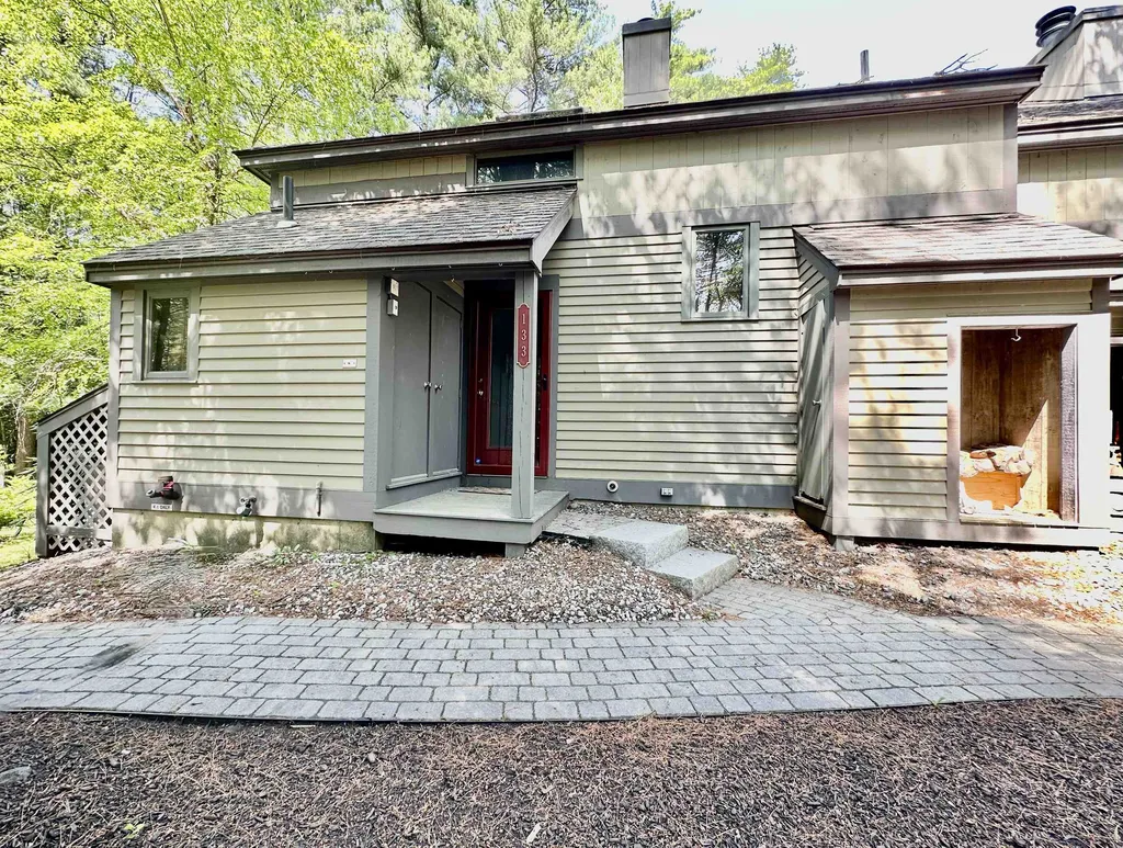 2696 Lake Shore Road Gilford NH 03249