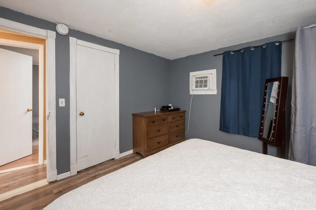 15 1/2 Maple Street Rochester NH 03867