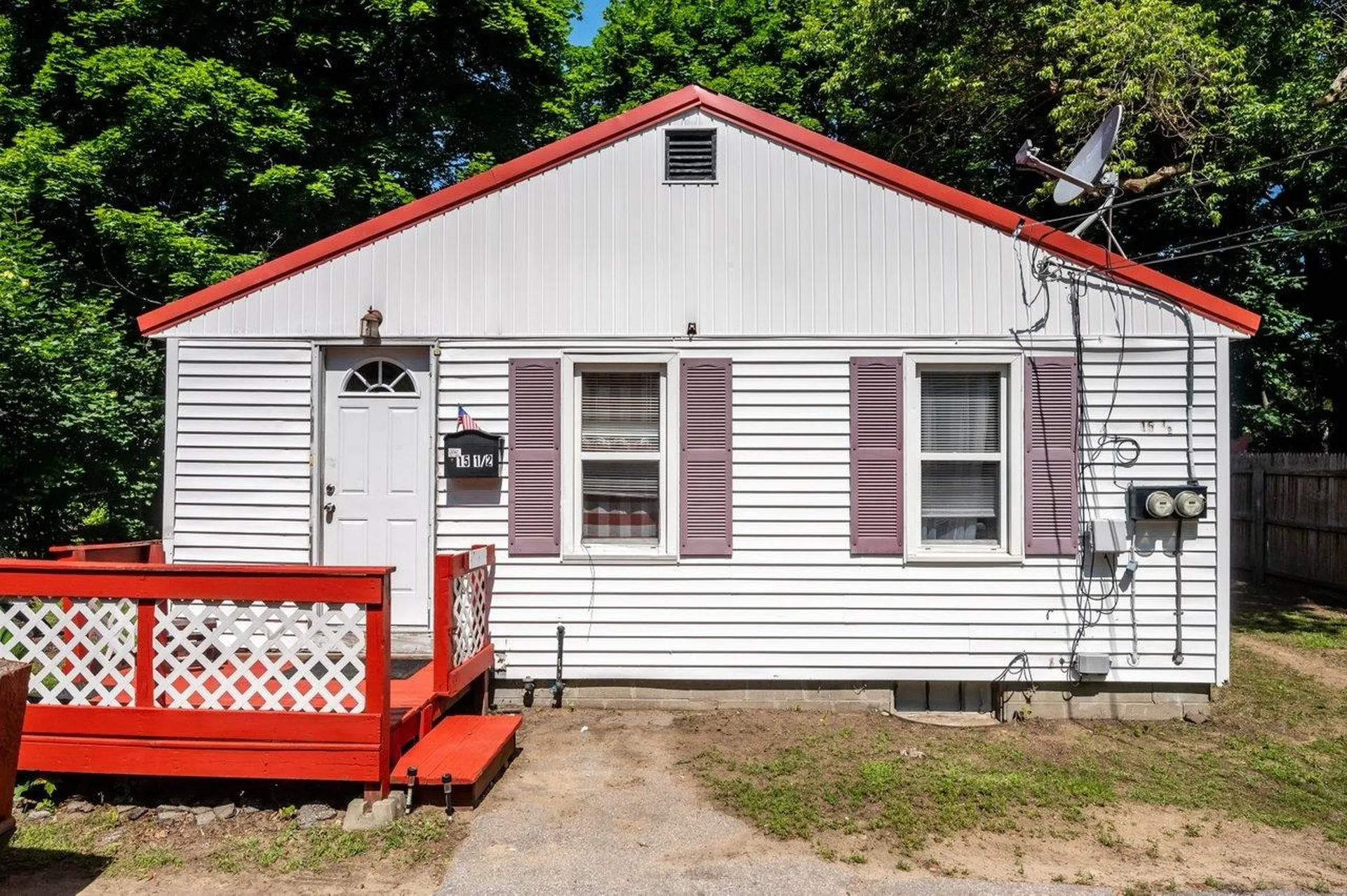 15 1/2 Maple Street Rochester NH 03867