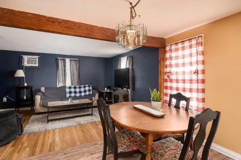 15 1/2 Maple Street Rochester NH 03867