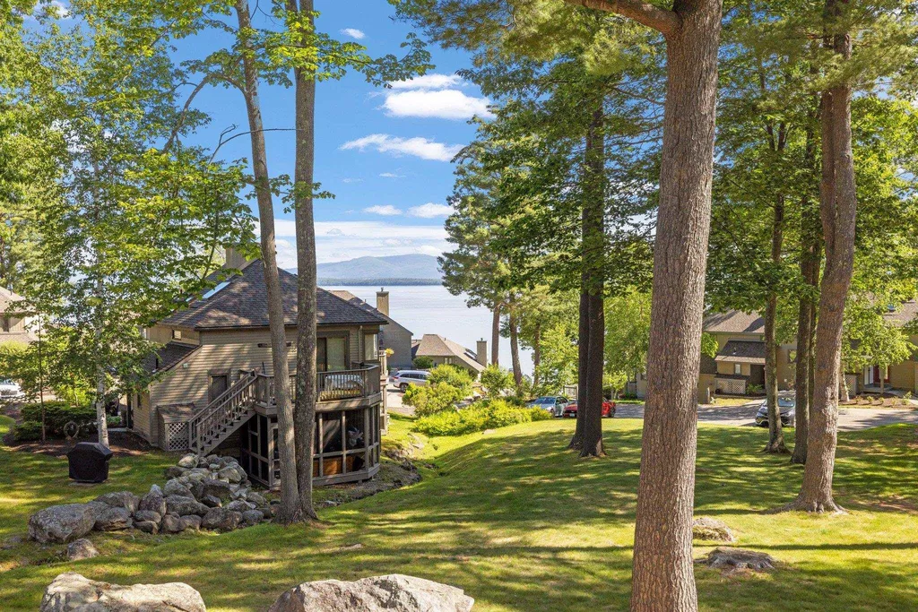 2696 Lake Shore Road Gilford NH 03249