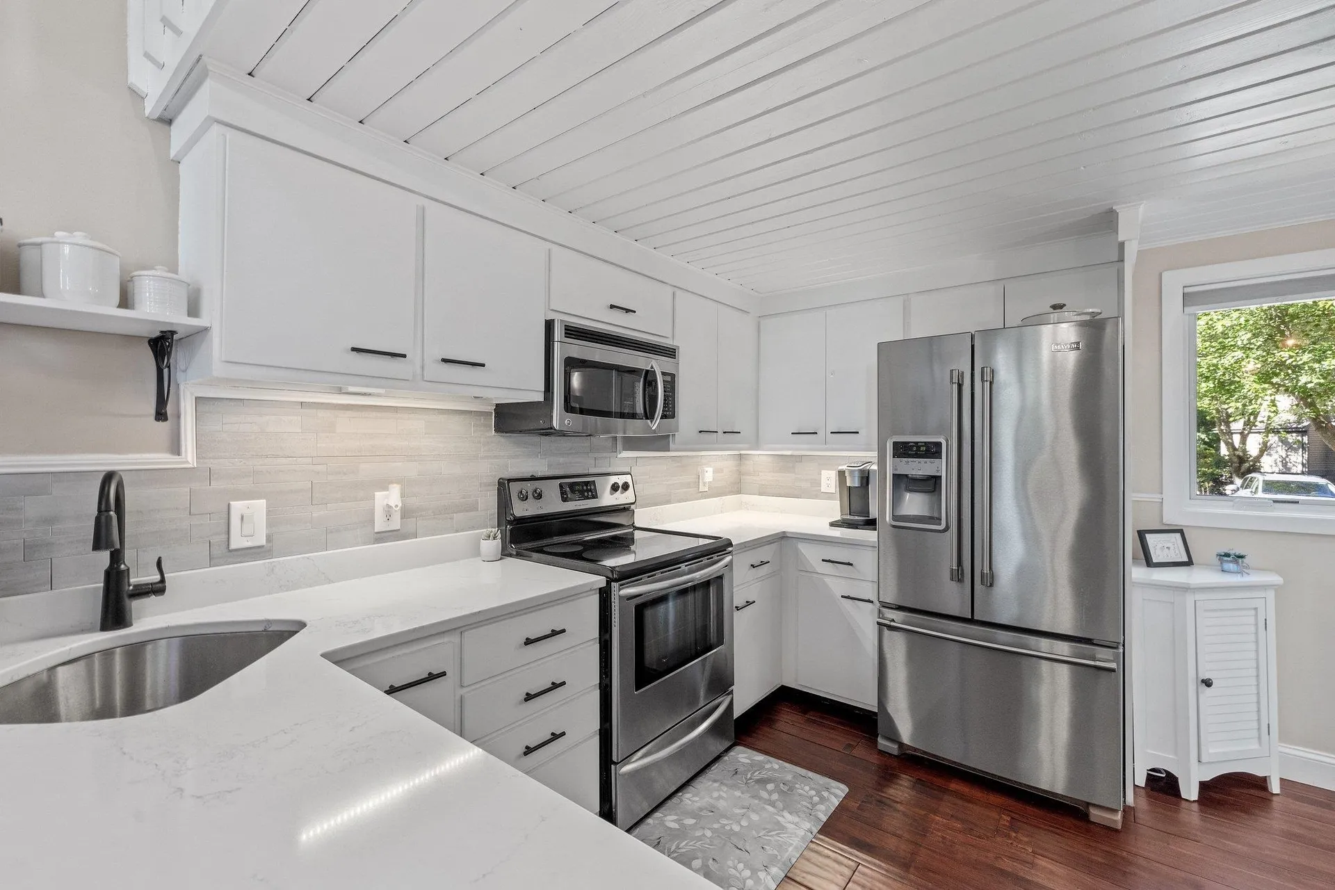 2696 Lake Shore Road Gilford NH 03249