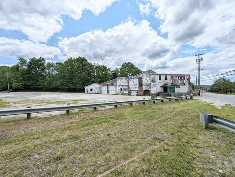 852 Portland Street St. Johnsbury VT 05819