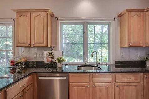 3 Gowing Lane Amherst NH 03031