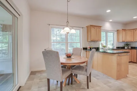 3 Gowing Lane Amherst NH 03031