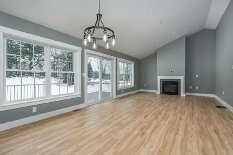 7 Midmark Lane Concord NH 03301