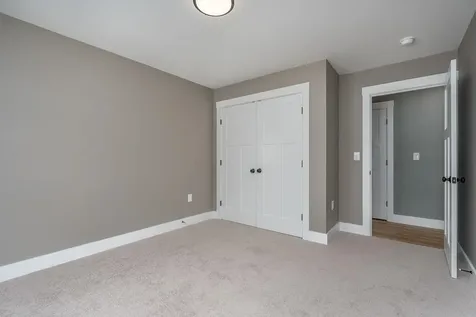 7 Midmark Lane Concord NH 03301