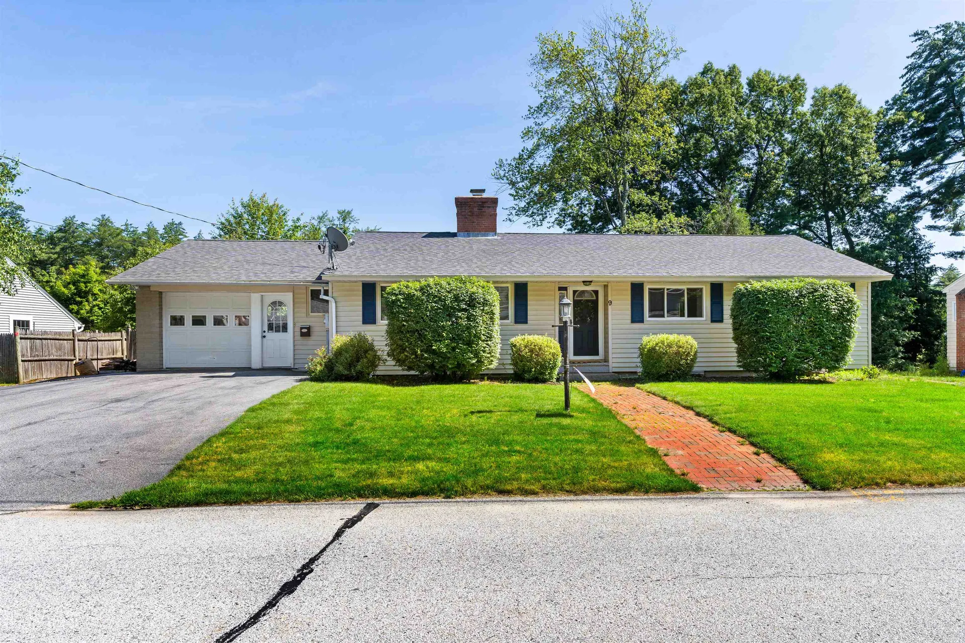 9 Palomino Lane Bedford NH 03110