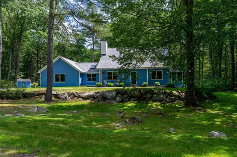 2 Meader Lane Durham NH 03824