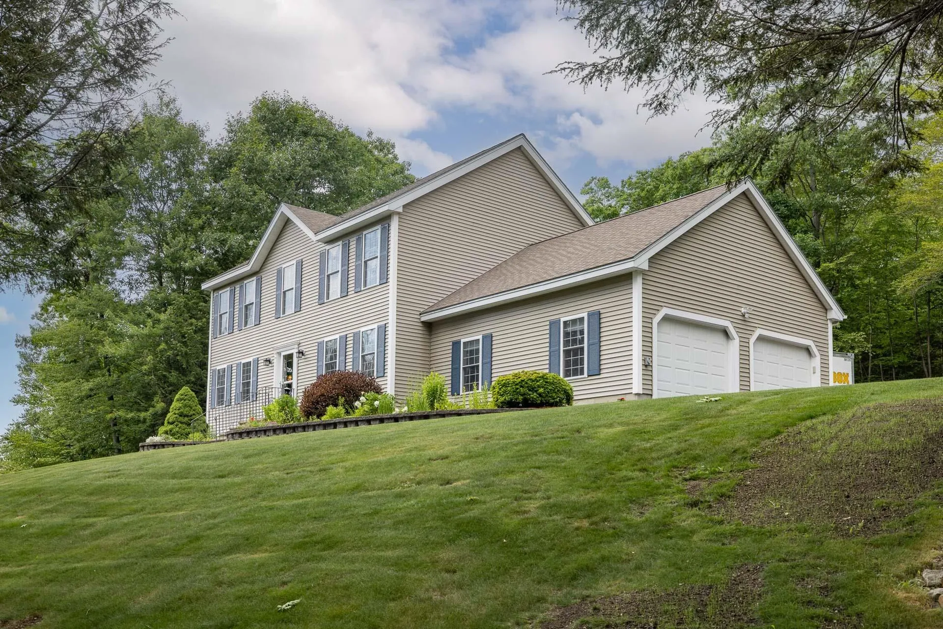 2 Lynwood Road Raymond NH 03077