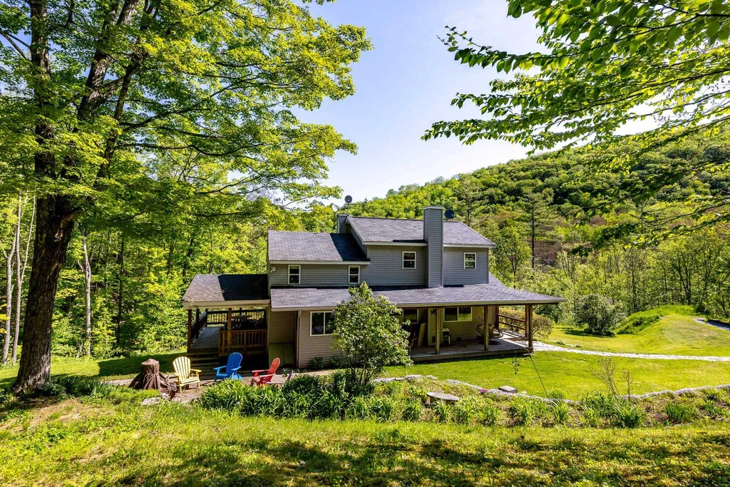 70 Grafton Turnpike Lyme NH 03768