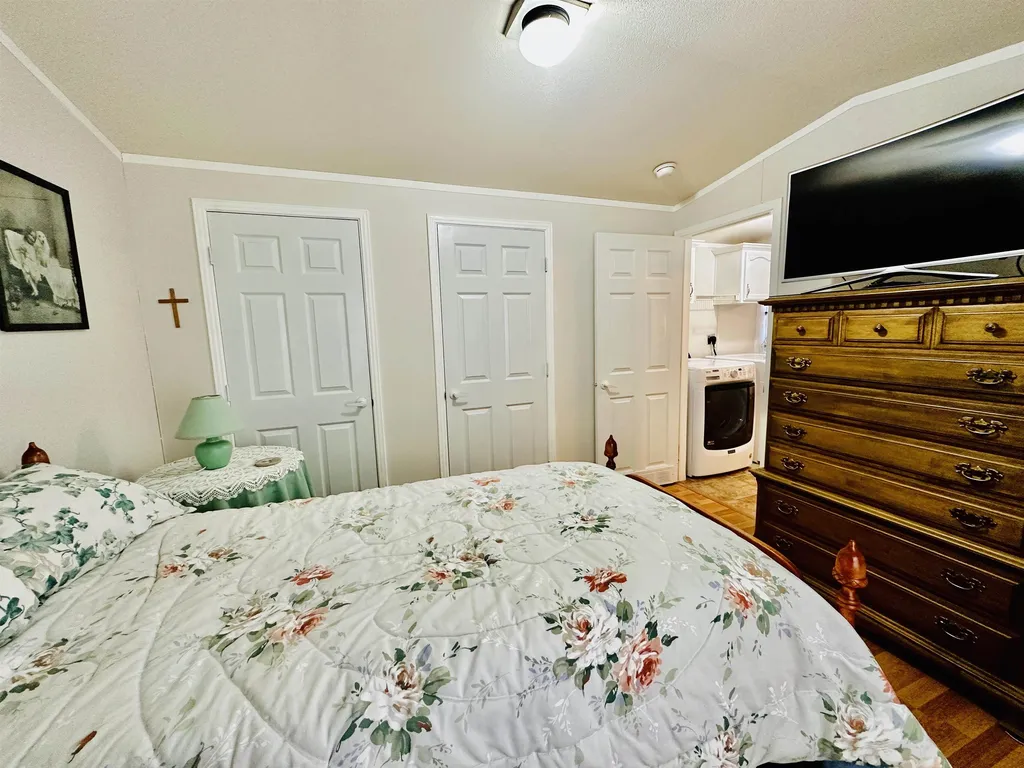 25 Fairway Avenue Newport NH 03773