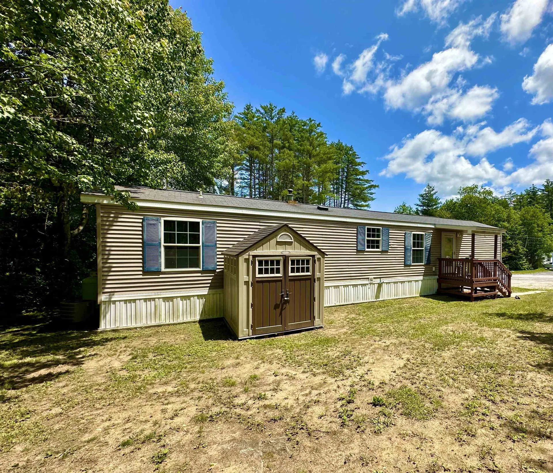 25 Fairway Avenue Newport NH 03773