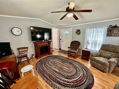 25 Fairway Avenue Newport NH 03773