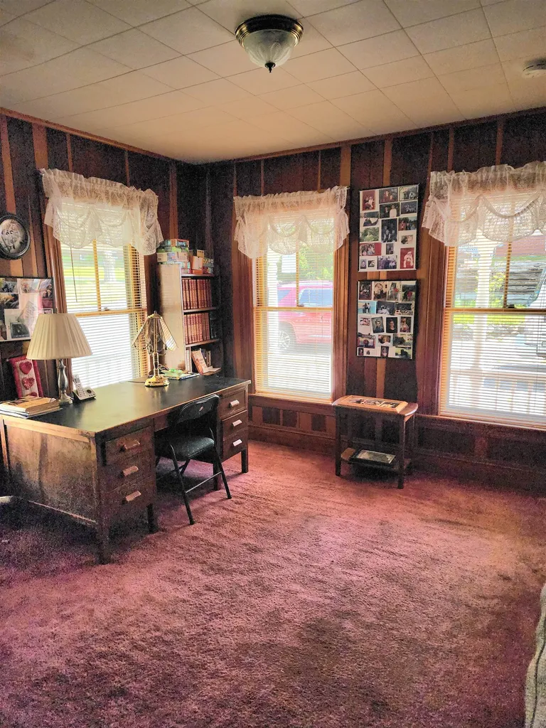 21 Howard Avenue Northfield NH 03276