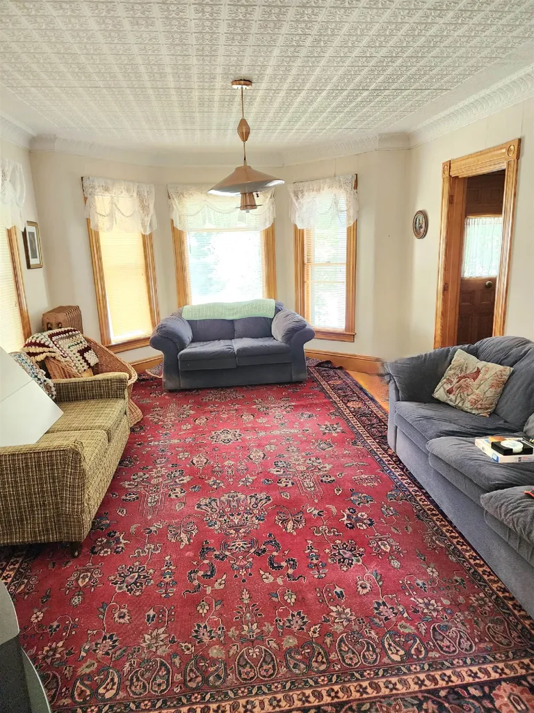 21 Howard Avenue Northfield NH 03276