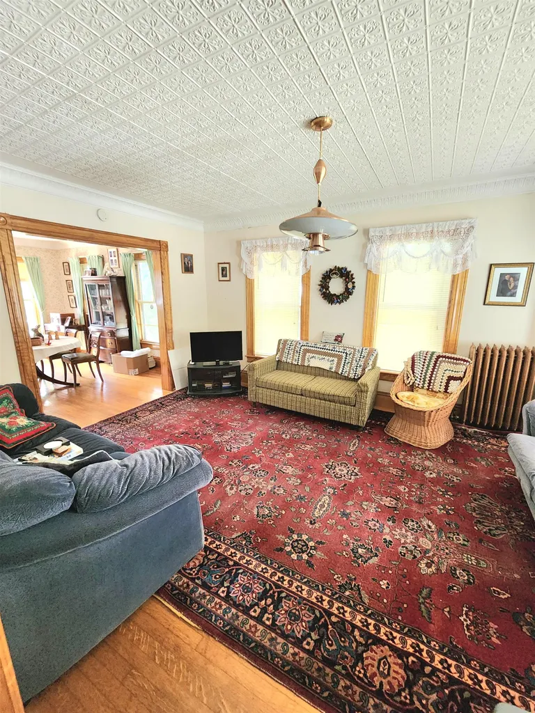 21 Howard Avenue Northfield NH 03276