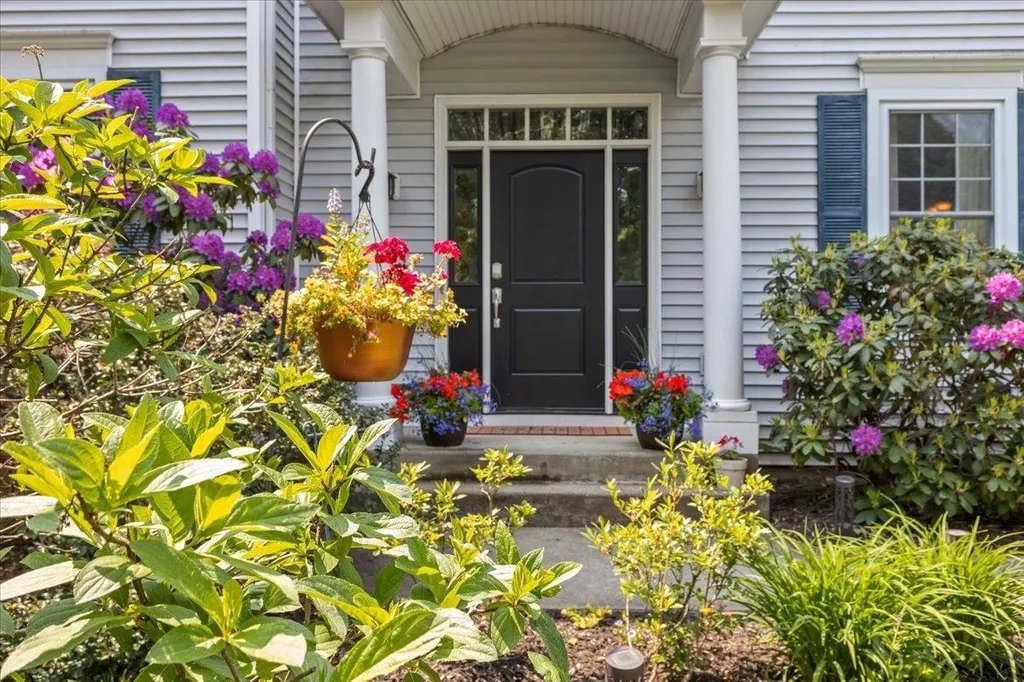 17 Sadler Lane Williston VT 05495
