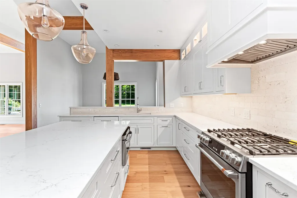 59 Haymeadow Lane Jericho VT 05465