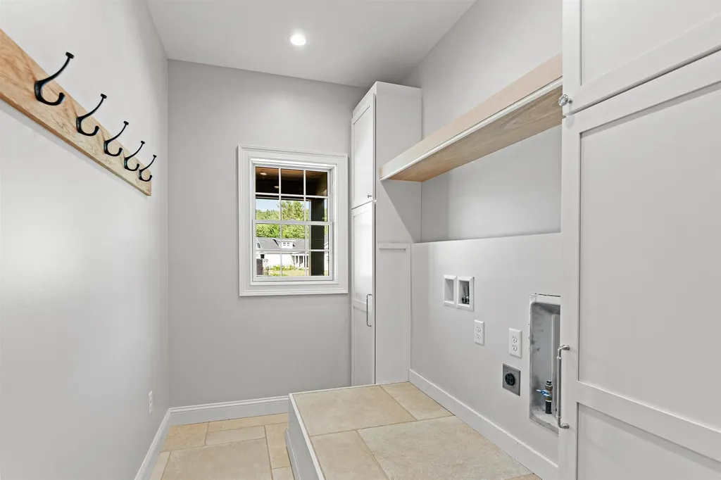 59 Haymeadow Lane Jericho VT 05465