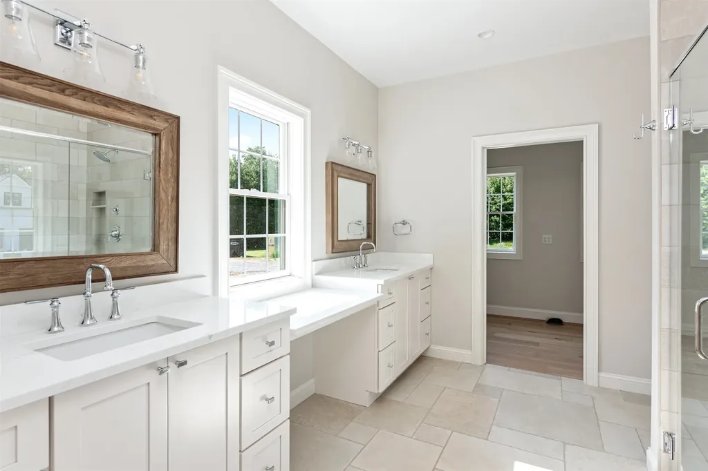 59 Haymeadow Lane Jericho VT 05465