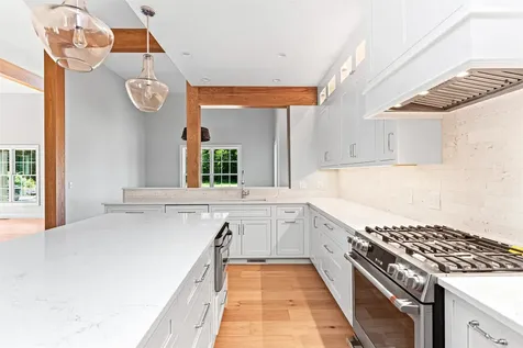 59 Haymeadow Lane Jericho VT 05465