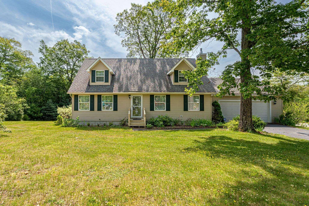 65 Woodland Heights Drive Swanzey NH 03446