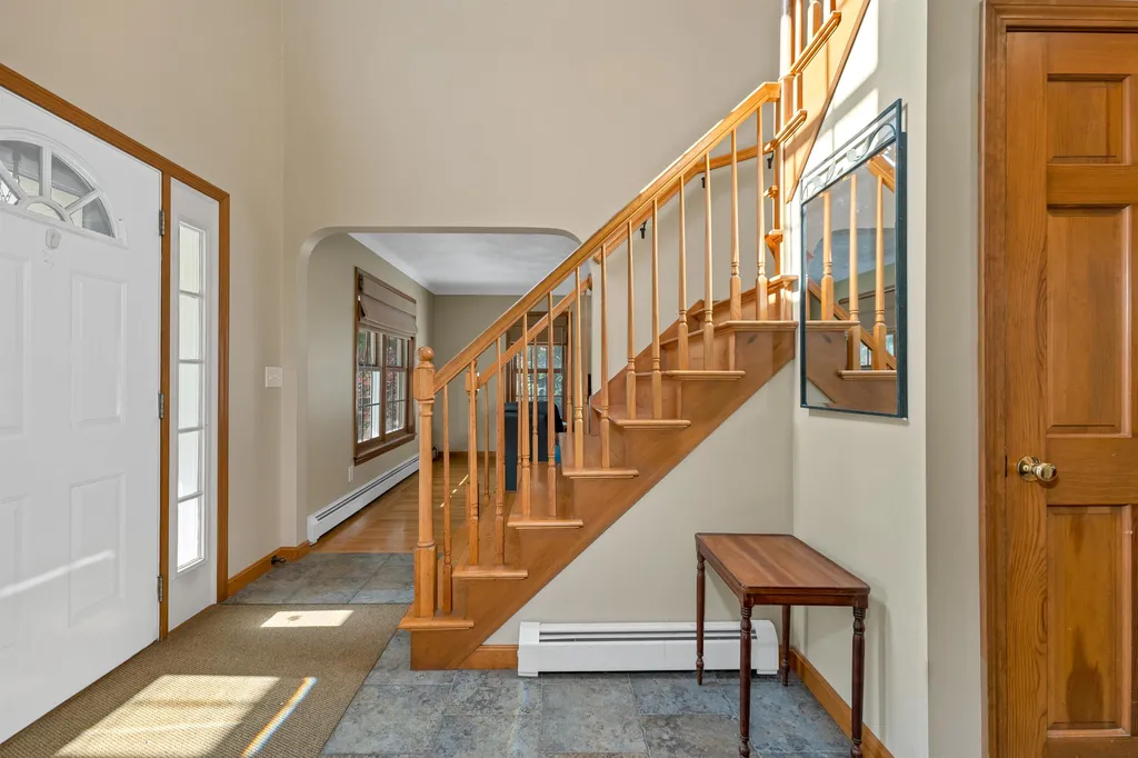7 Ashlie Road East Kingston NH 03827