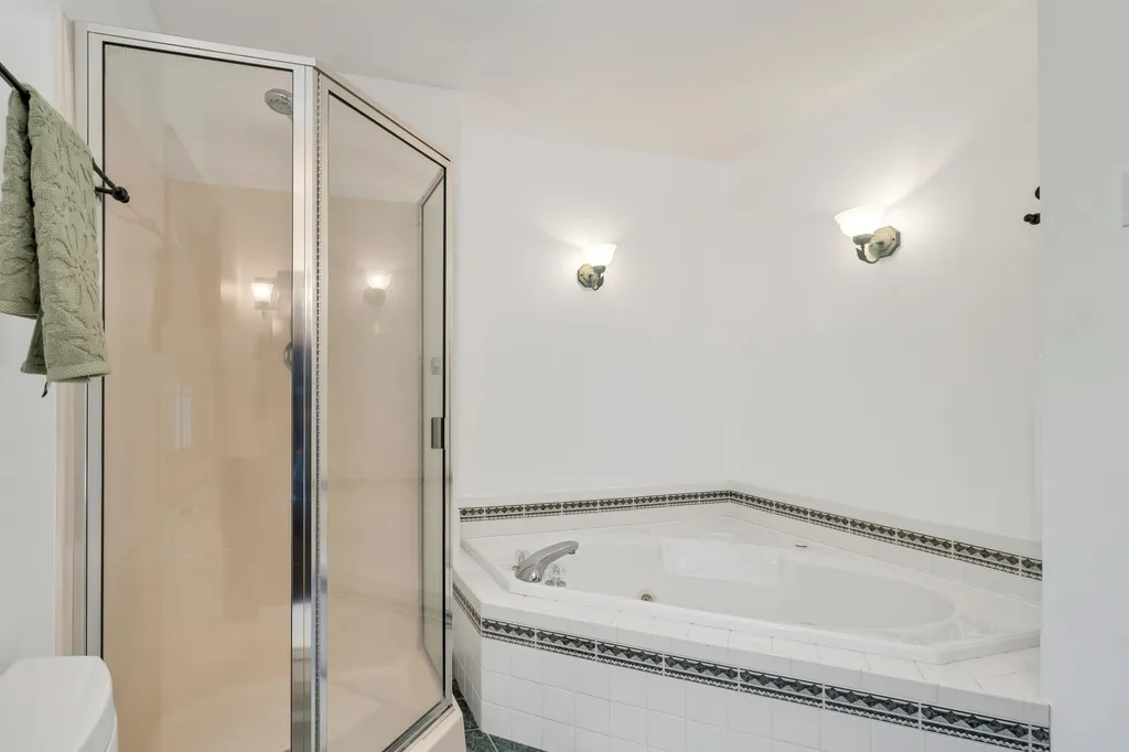 7 Ashlie Road East Kingston NH 03827