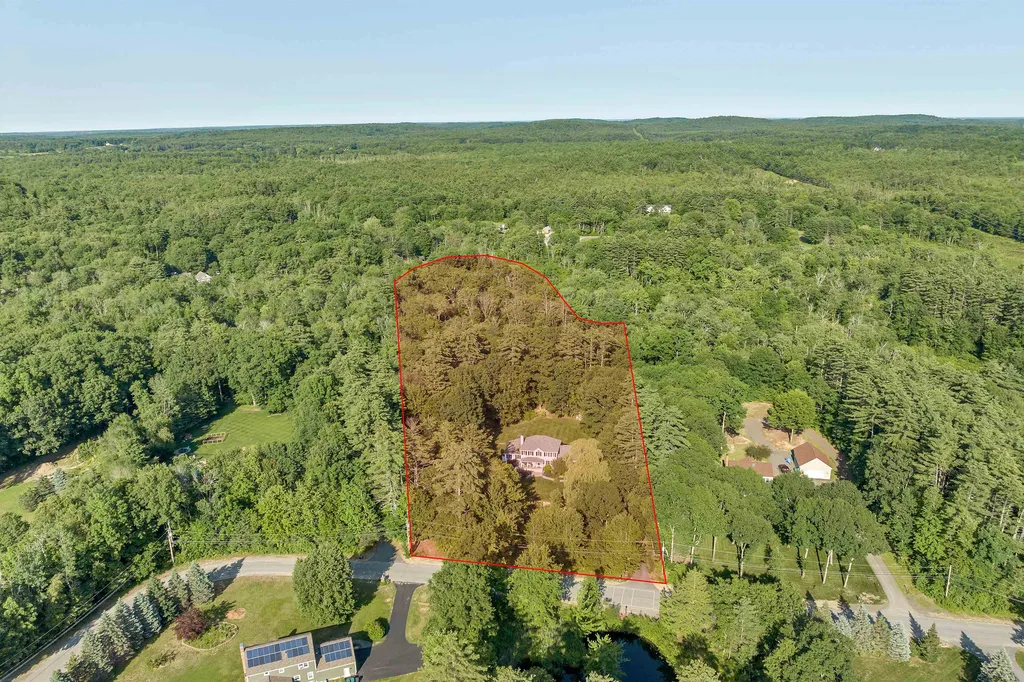 7 Ashlie Road East Kingston NH 03827