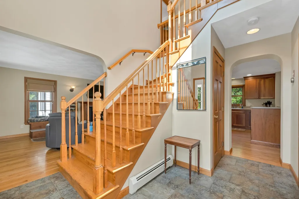 7 Ashlie Road East Kingston NH 03827