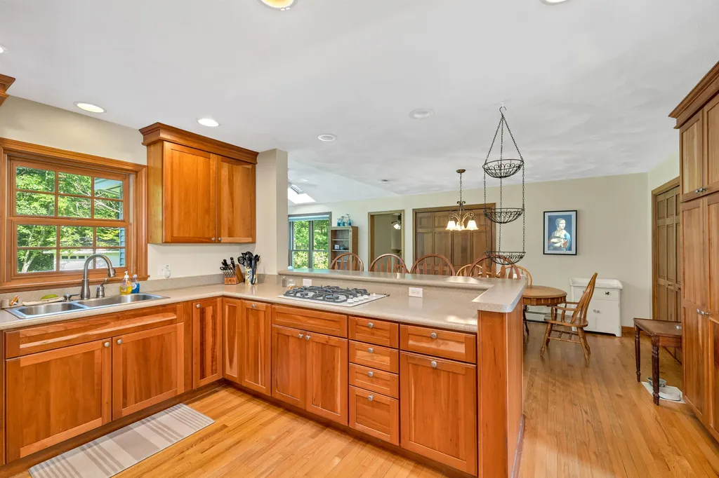 7 Ashlie Road East Kingston NH 03827