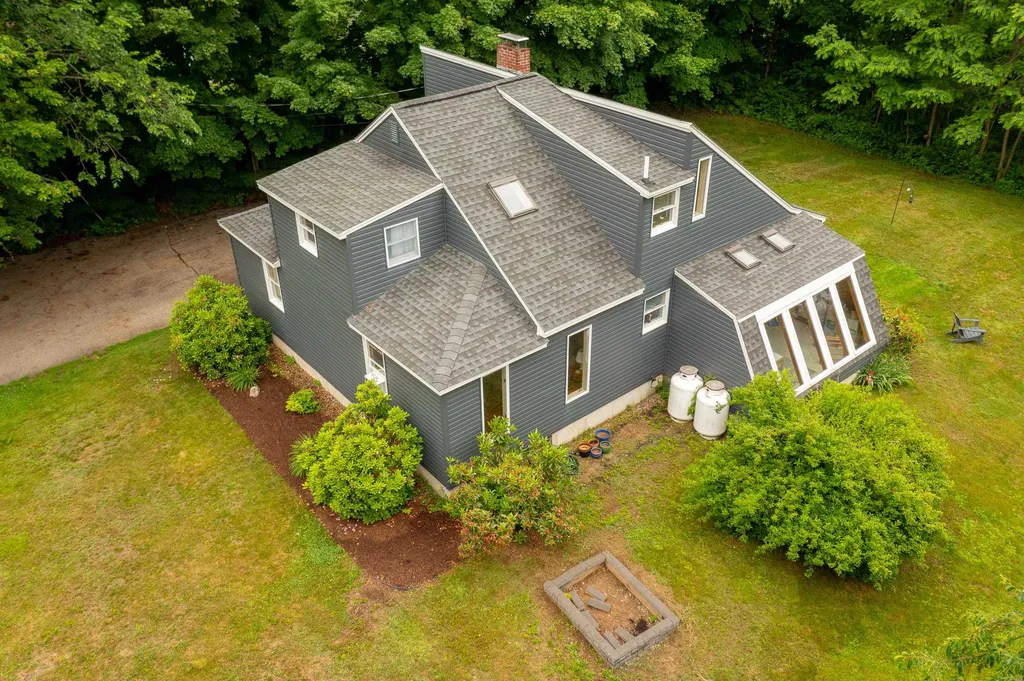 10 Old Pine Hill Road S Berwick ME 03901