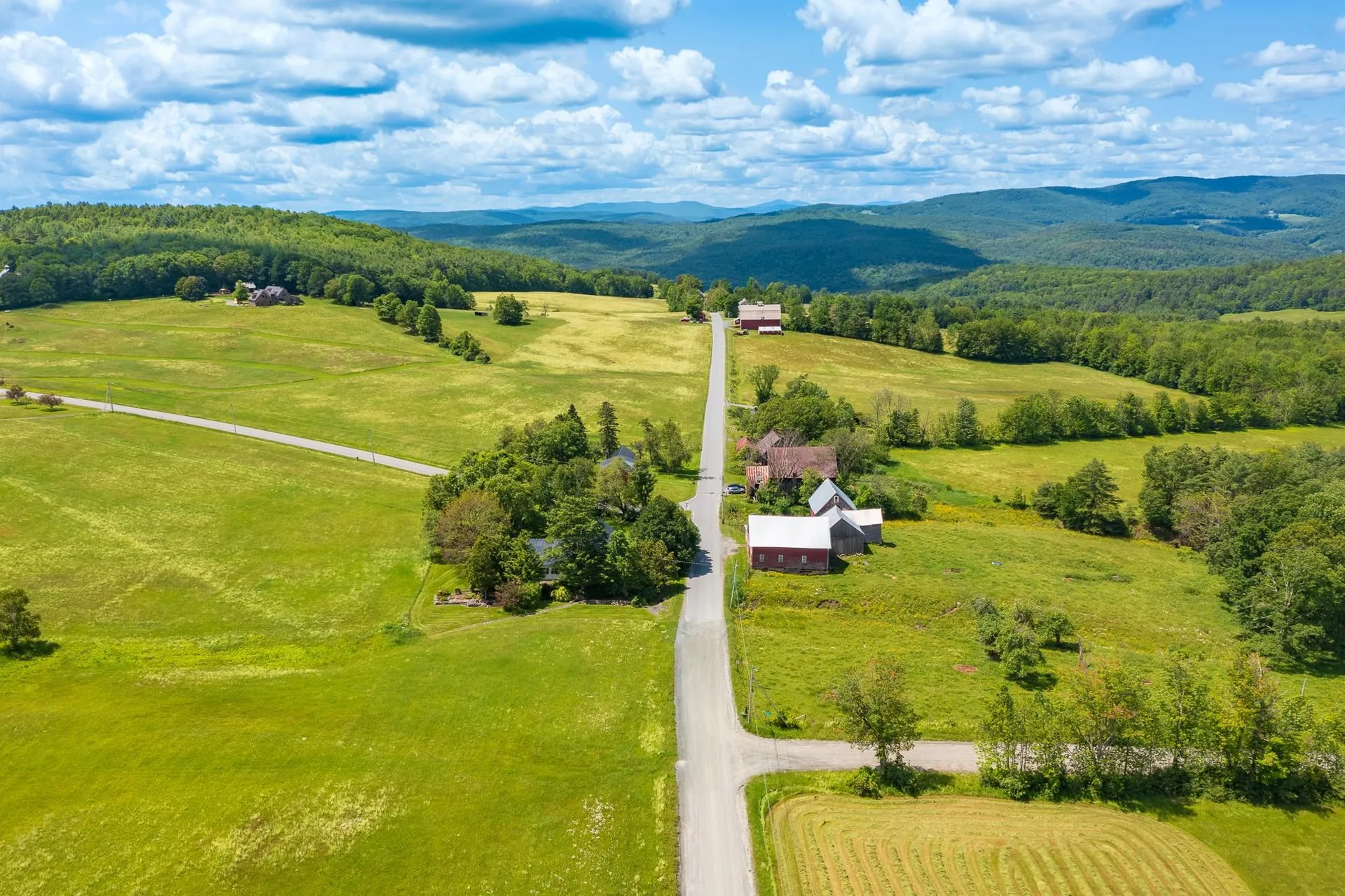 3398 Jericho Road Hartford VT 05001