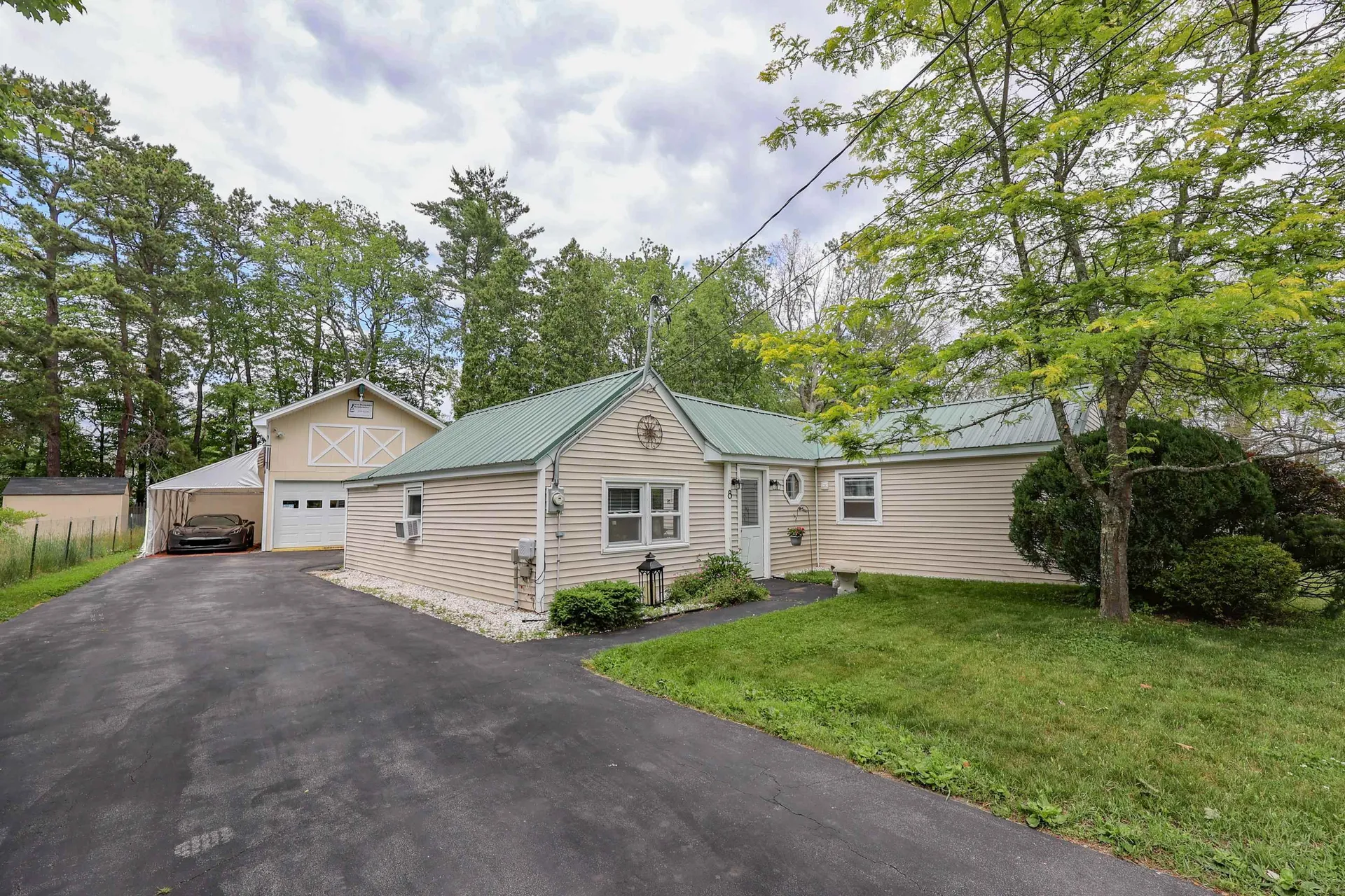 8 Ripley Street Concord NH 03301