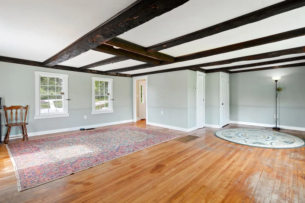 662 Bradford Road Newport NH 03773