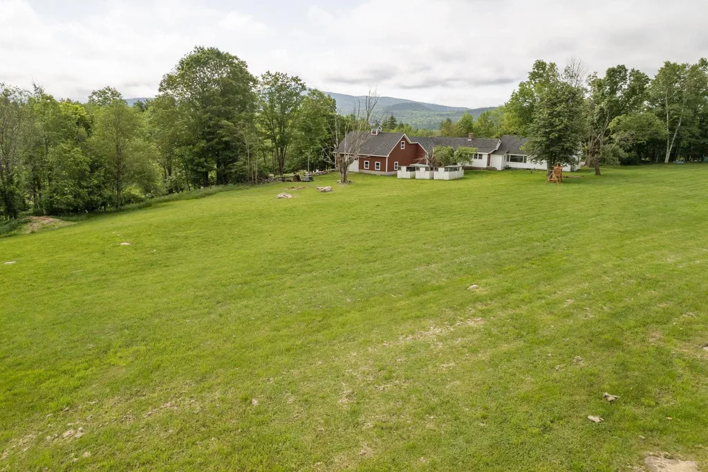 662 Bradford Road Newport NH 03773
