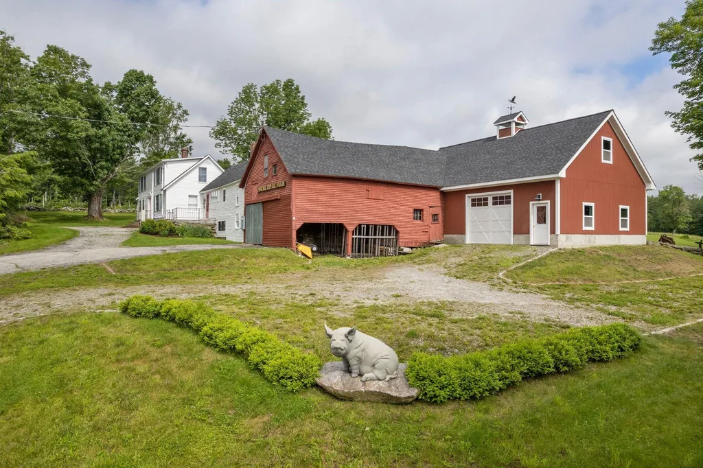 662 Bradford Road Newport NH 03773