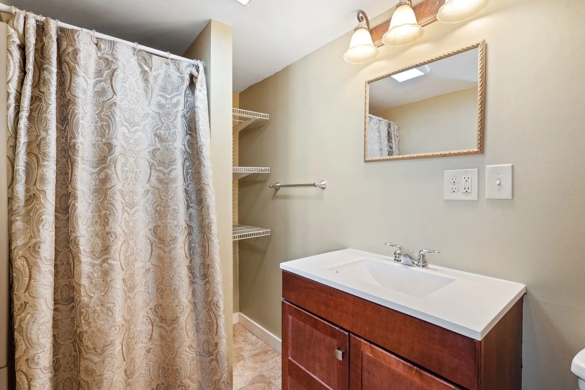 662 Bradford Road Newport NH 03773