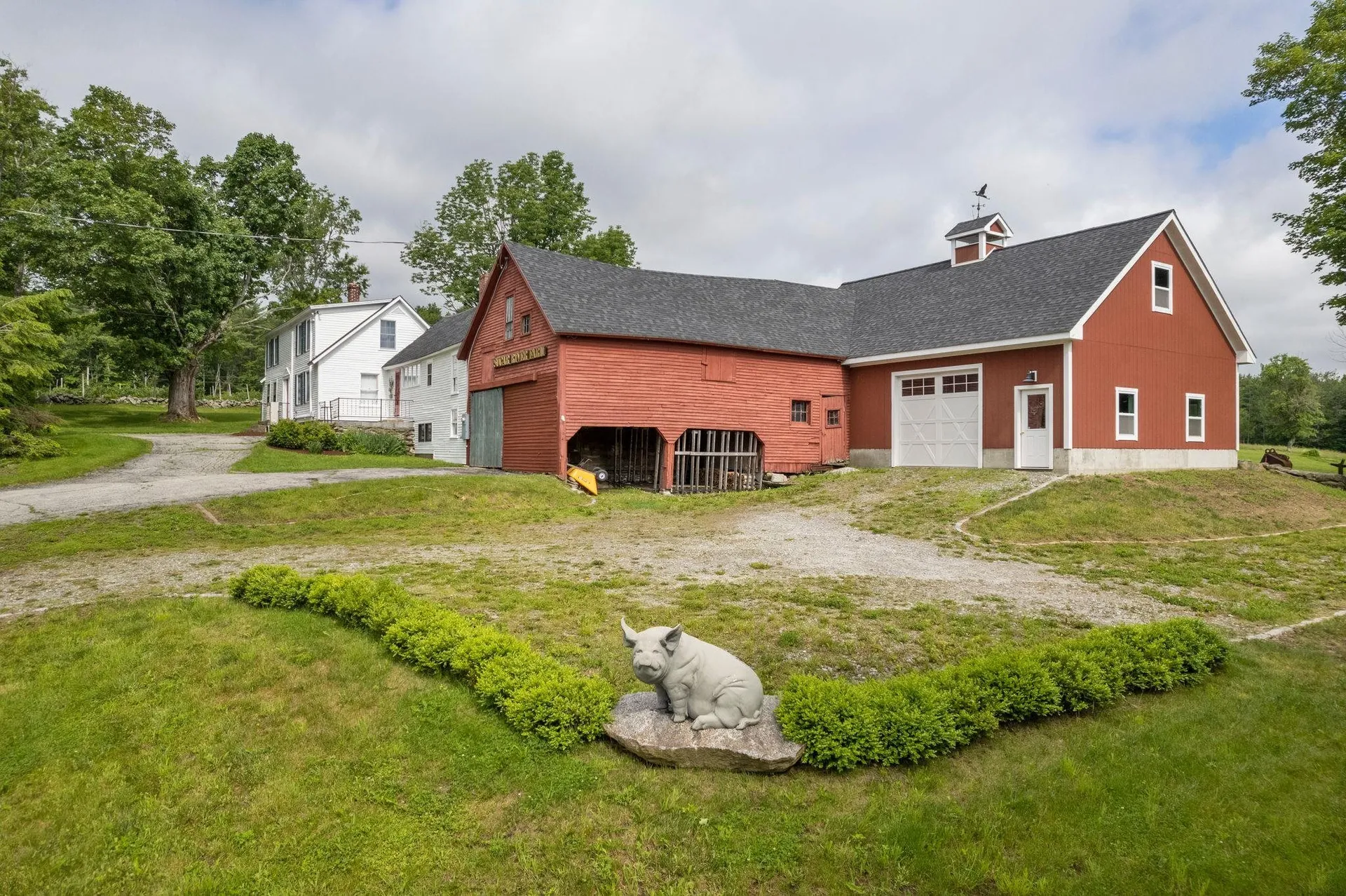 662 Bradford Road Newport NH 03773
