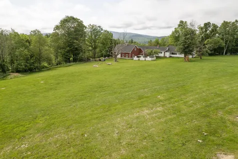 662 Bradford Road Newport NH 03773