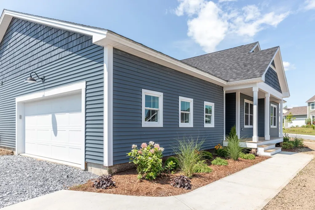344 Commodore Drive Vergennes VT 05491
