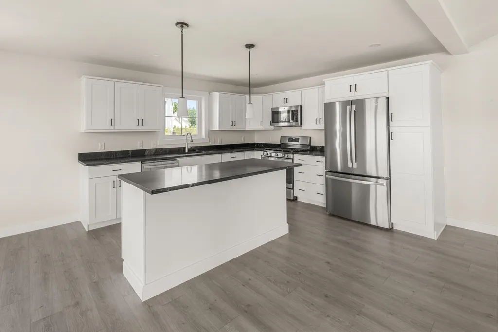 344 Commodore Drive Vergennes VT 05491