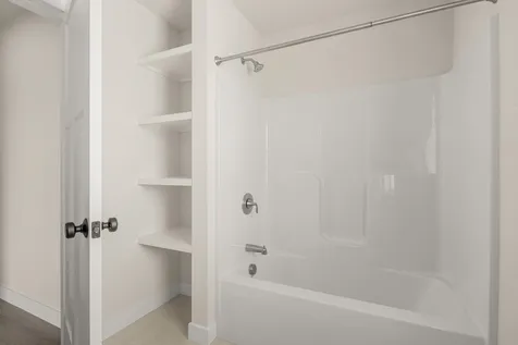 344 Commodore Drive Vergennes VT 05491