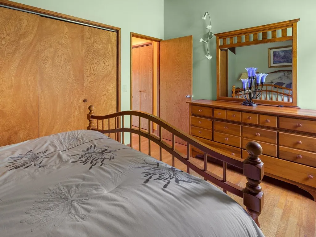 460 Mount Pritchard Lane St. George VT 05495