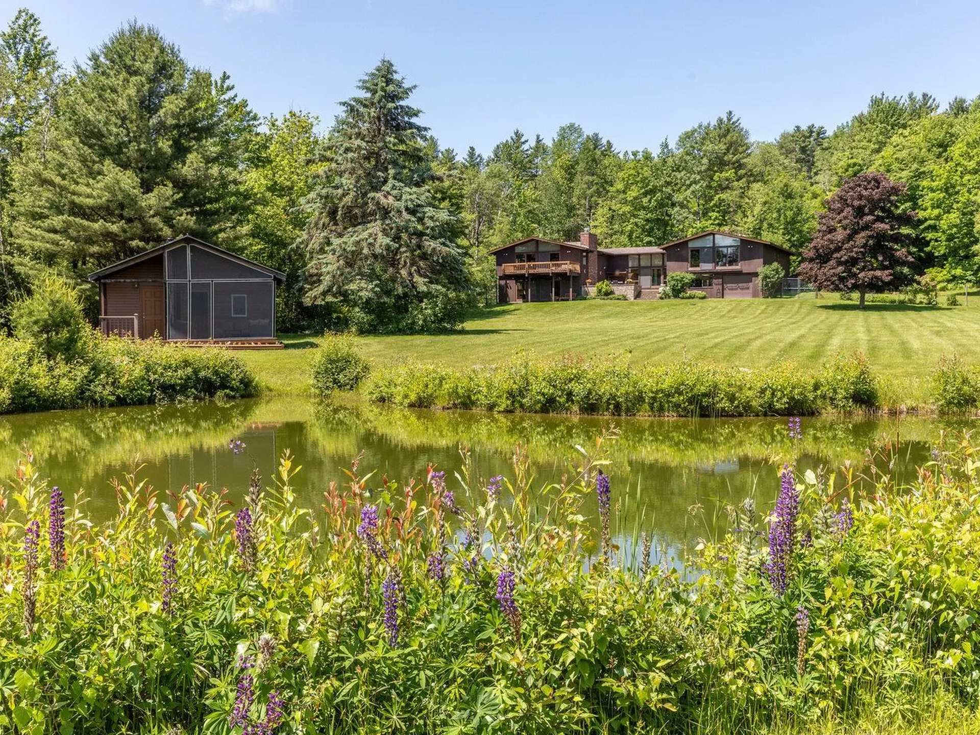 460 Mount Pritchard Lane St. George VT 05495