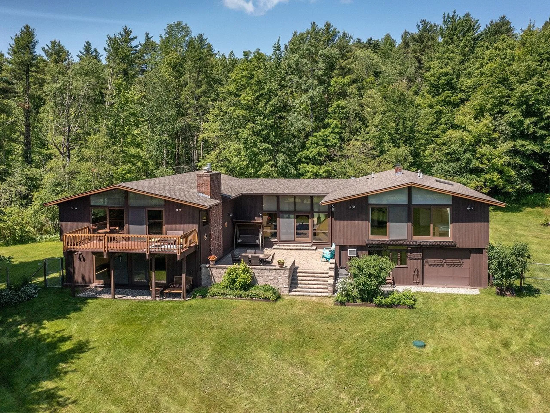 460 Mount Pritchard Lane St. George VT 05495