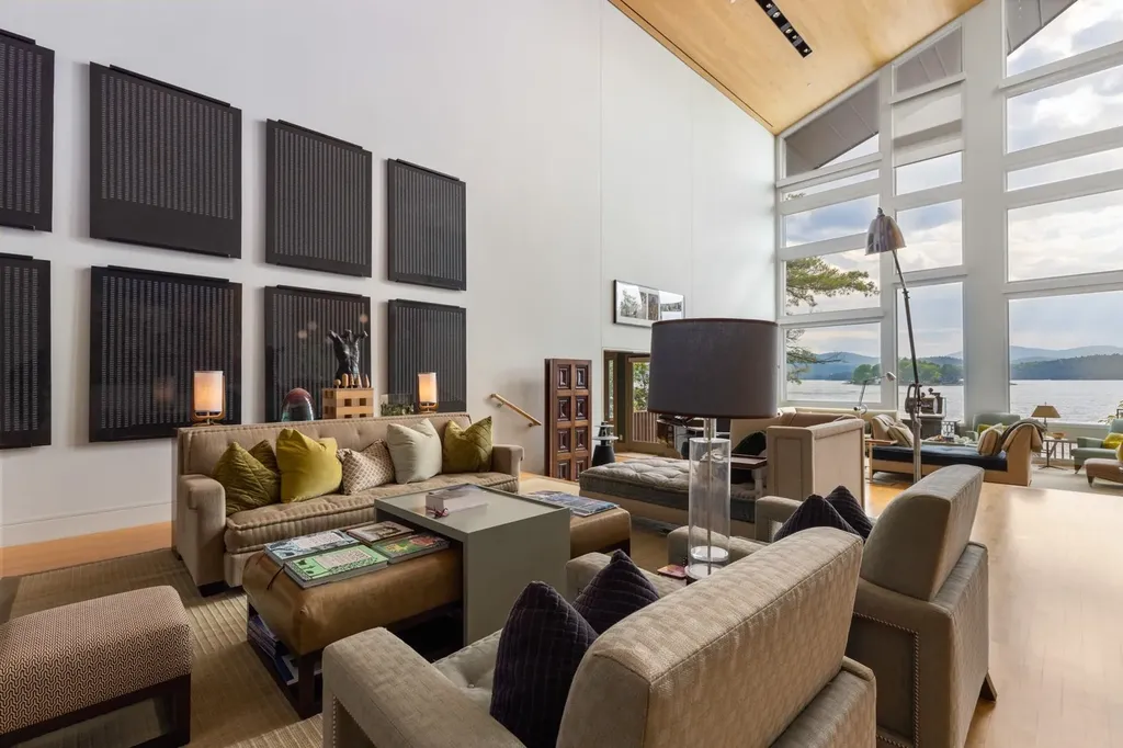 20 Wyman Drive Wolfeboro NH 03894